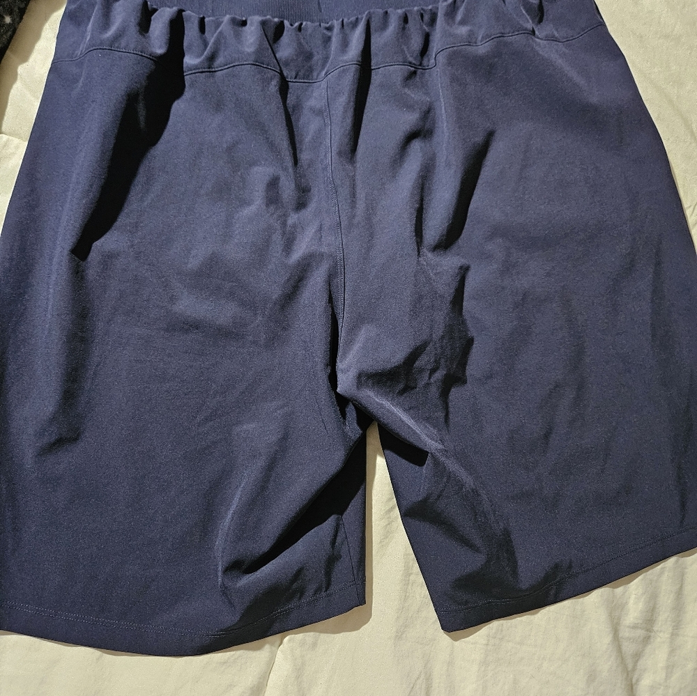 Fabletics The Fundamental Shorts, Men’s XL Large, Navy, 7" Inseam, Lined